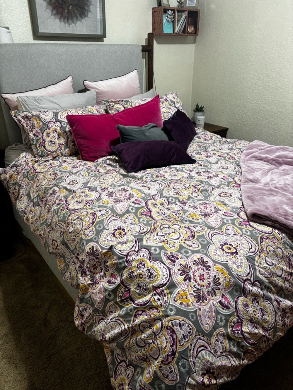 Pottery Barn Teen Floral Medallion Duvet Cover in Gray, Plum and Pink